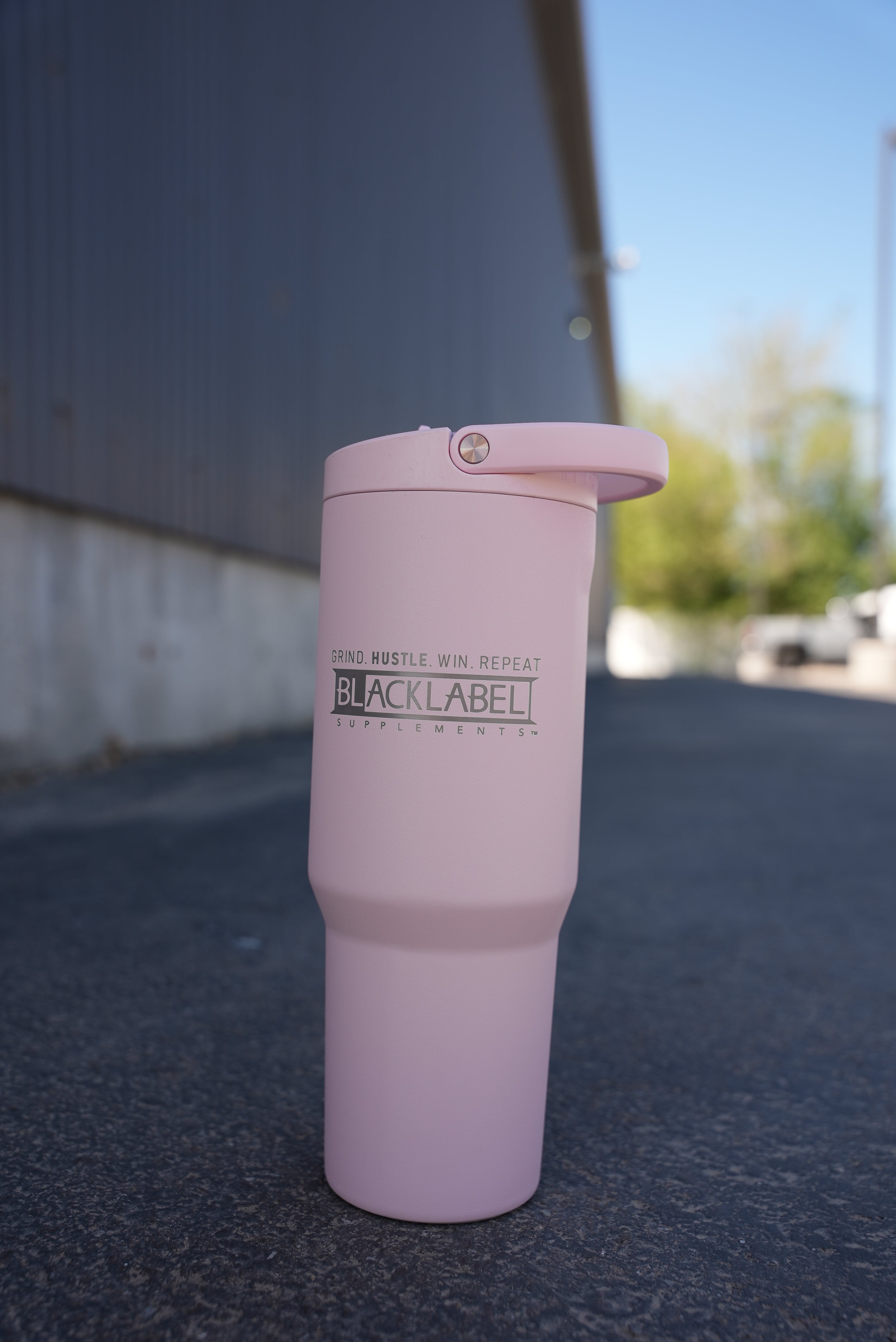 BLACKLABEL Supplements: HYDROJUG 32 OZ. SPORT CUP